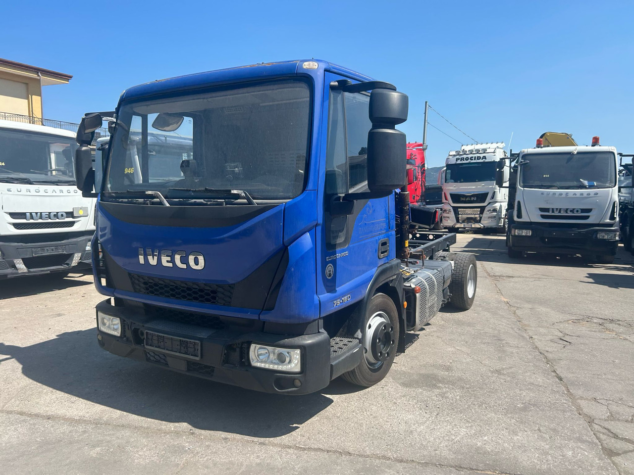 IVECO EUROCARGO 75-160 - Crane truck: picture 5 IVECO EUROCARGO 75-160 - Crane truck: picture 5