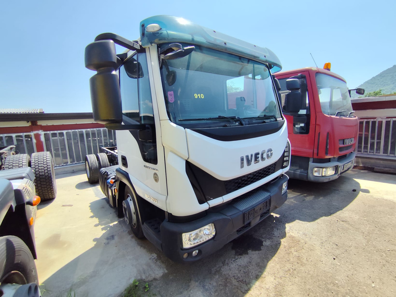 Cab chassis truck IVECO EUROCARGO 80-210: picture 9