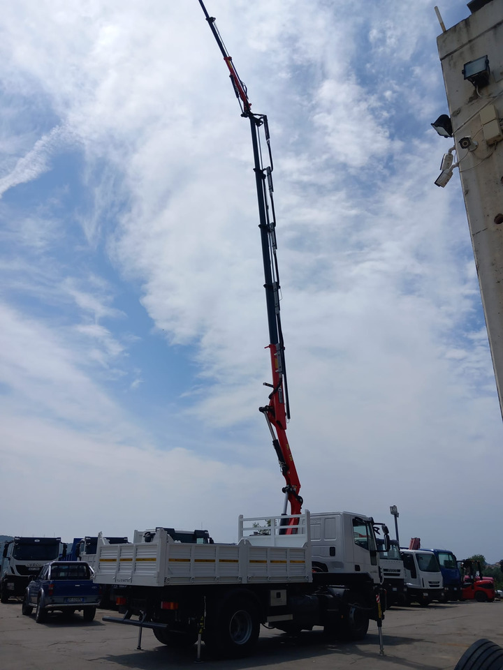 IVECO STRALIS AD 190S36 - Crane truck: picture 3 IVECO STRALIS AD 190S36 - Crane truck: picture 3