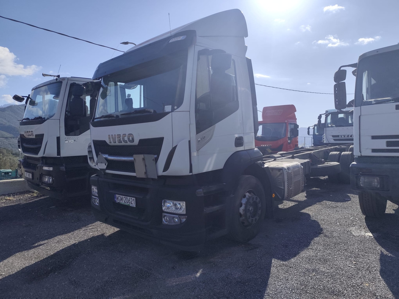 Cab chassis truck IVECO STRALIS AD 260S31 XP: picture 24