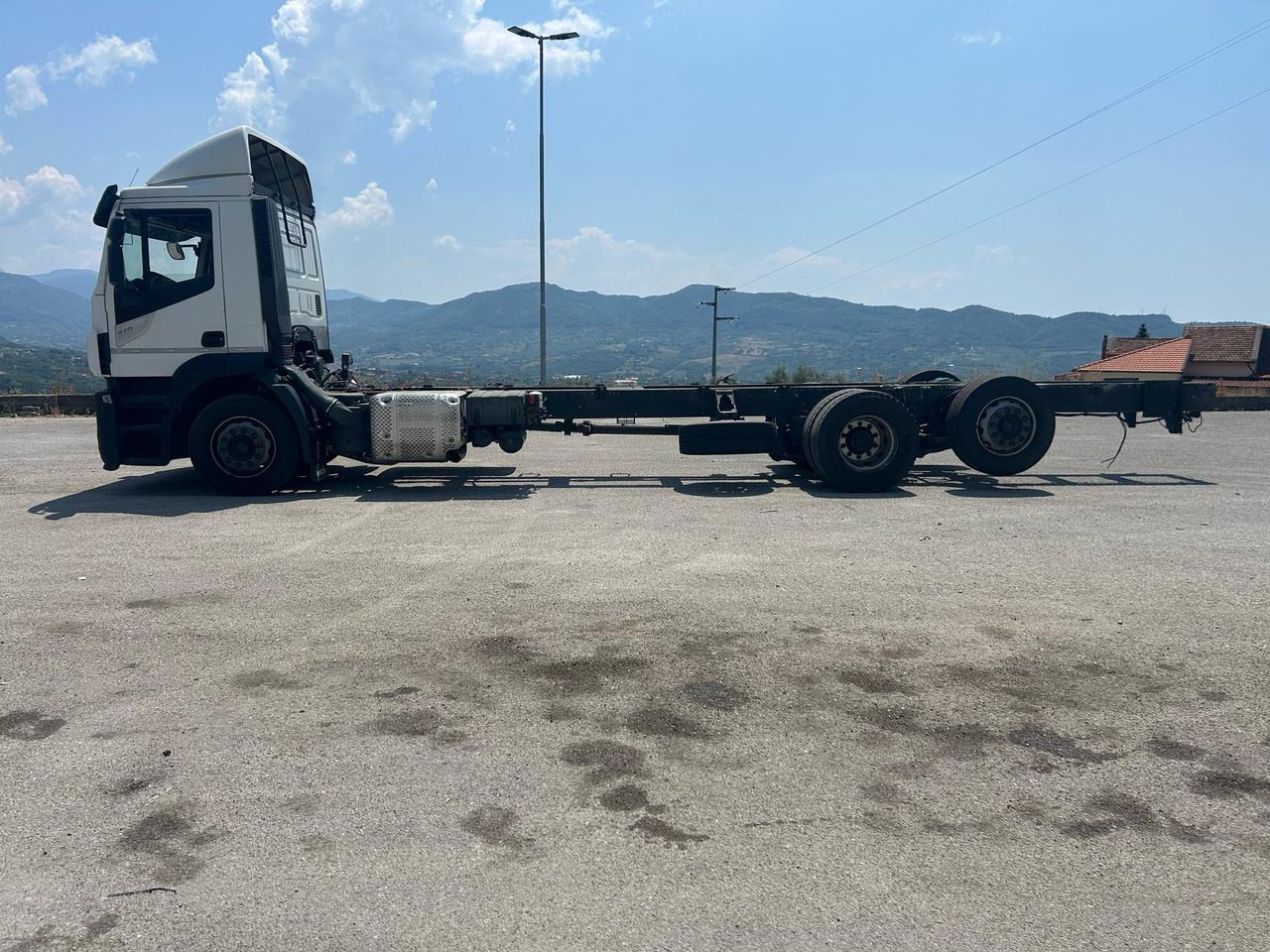 IVECO STRALIS AD 260S31 Y/P - Cab chassis truck: picture 4 IVECO STRALIS AD 260S31 Y/P - Cab chassis truck: picture 4