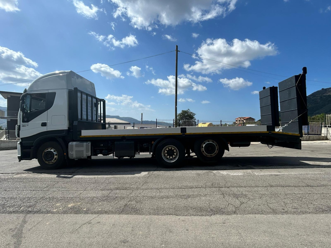 IVECO STRALIS AS 260S46 - Dropside/ Flatbed truck: picture 4 IVECO STRALIS AS 260S46 - Dropside/ Flatbed truck: picture 4