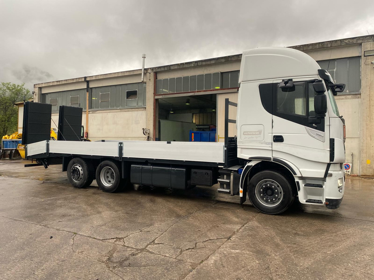Dropside/ Flatbed truck IVECO STRALIS AS 260S46: picture 29