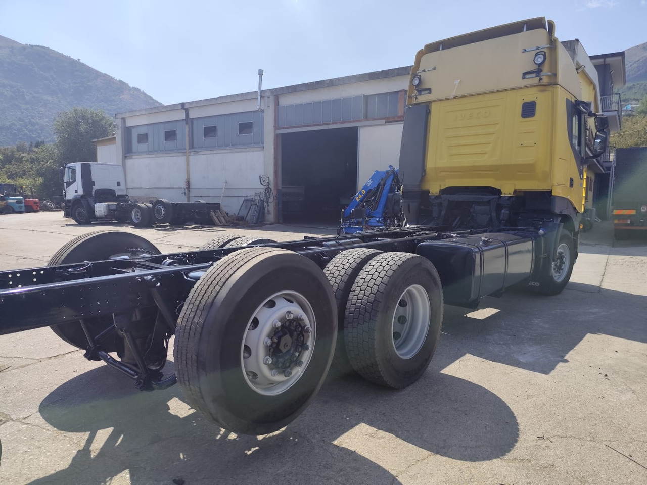 Dropside/ Flatbed truck IVECO STRALIS CUBE AD260S42: picture 21