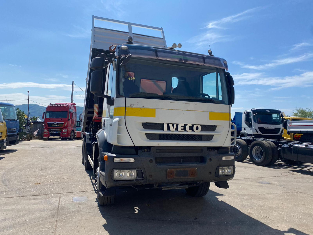 Lease a IVECO TRAKKER 260T36 IVECO TRAKKER 260T36: picture 30