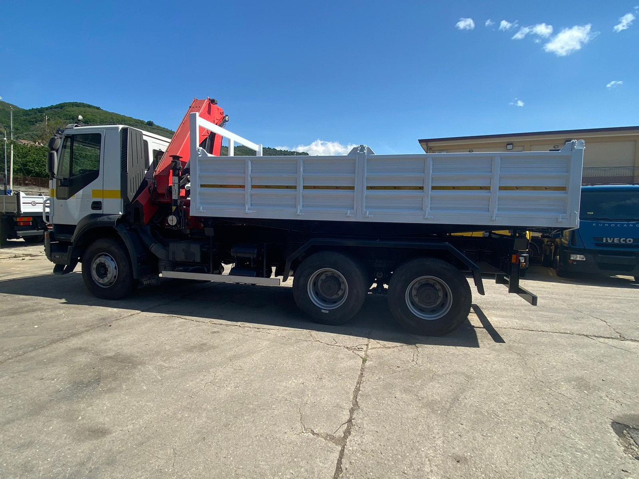 Lease a IVECO TRAKKER 260T36 IVECO TRAKKER 260T36: picture 15