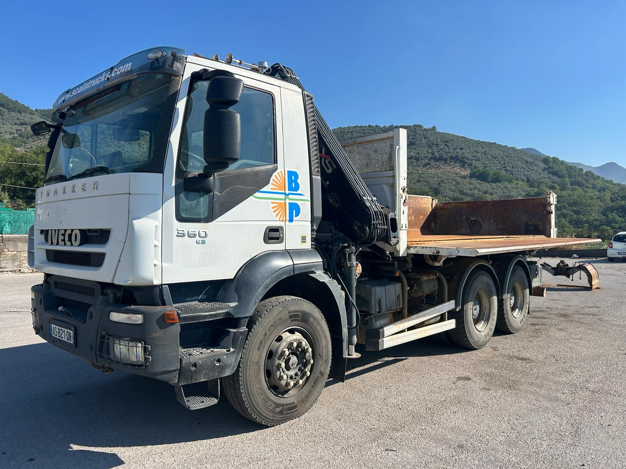 Crane truck, Tipper IVECO TRAKKER 260T36: picture 50 Crane truck, Tipper IVECO TRAKKER 260T36: picture 50