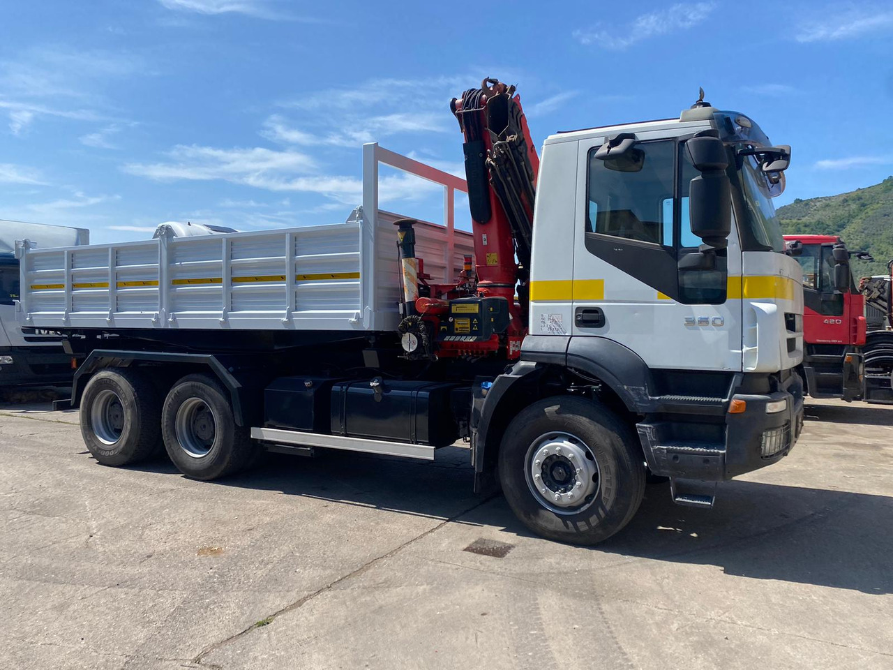 Lease a IVECO TRAKKER 260T36 IVECO TRAKKER 260T36: picture 8