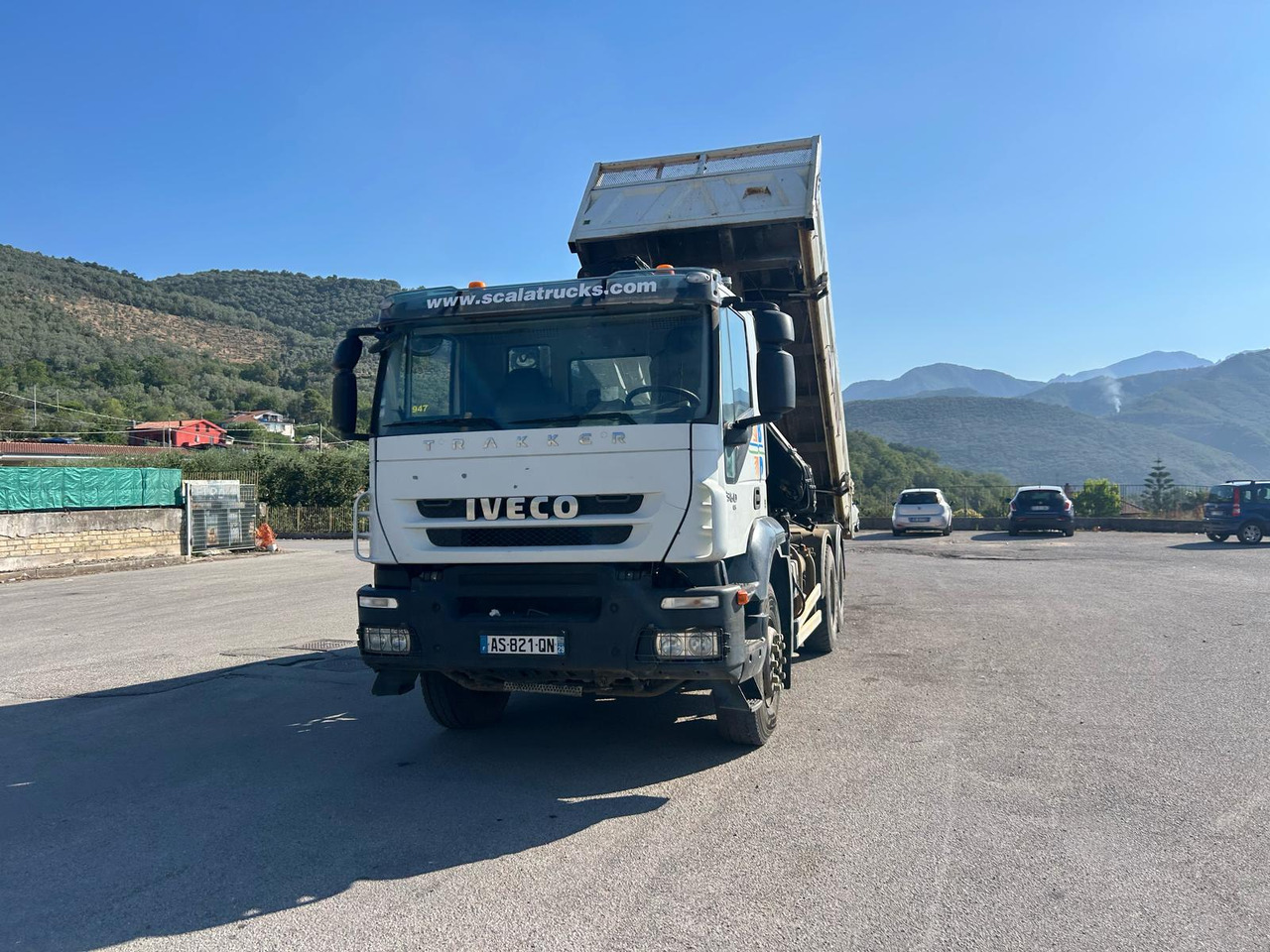 Crane truck, Tipper IVECO TRAKKER 260T36: picture 46 Crane truck, Tipper IVECO TRAKKER 260T36: picture 46