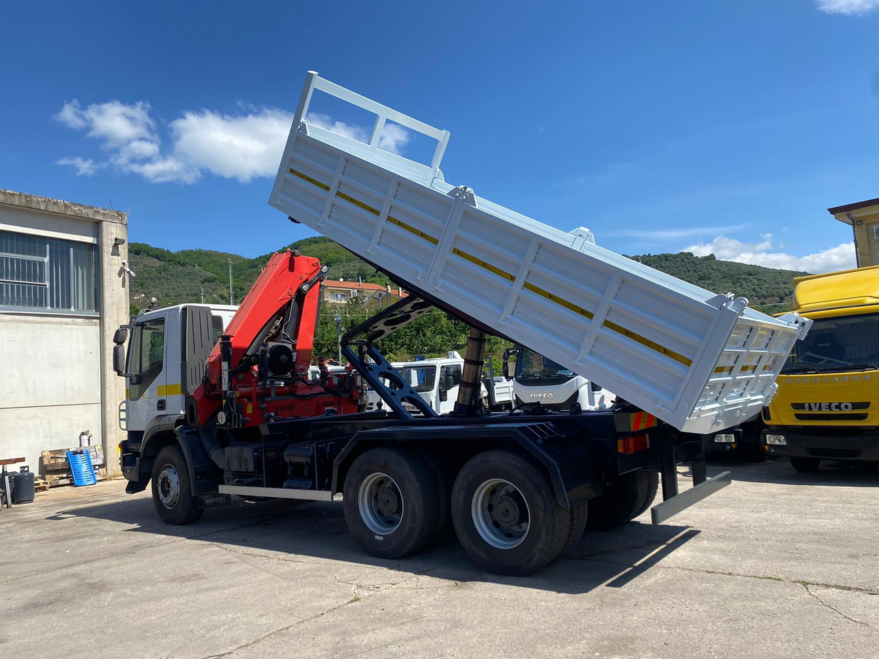 Lease a IVECO TRAKKER 260T36 IVECO TRAKKER 260T36: picture 36
