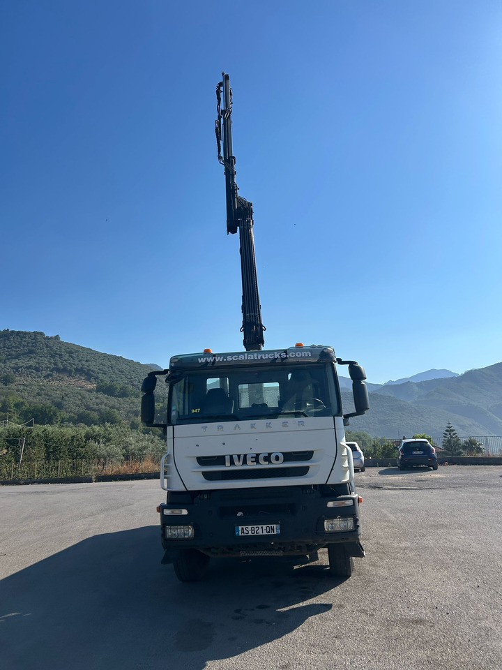 Crane truck, Tipper IVECO TRAKKER 260T36: picture 18 Crane truck, Tipper IVECO TRAKKER 260T36: picture 18