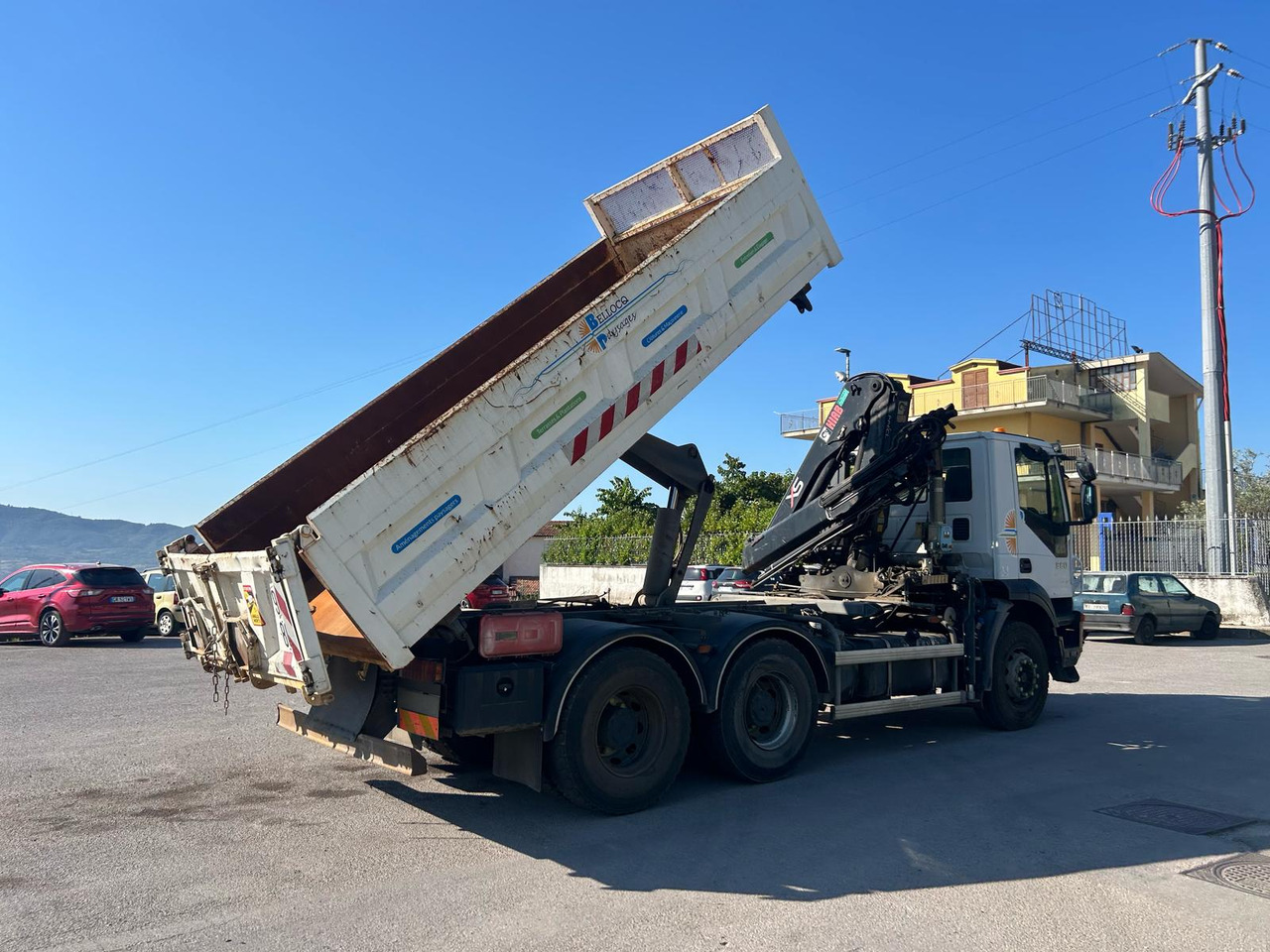 Crane truck, Tipper IVECO TRAKKER 260T36: picture 31 Crane truck, Tipper IVECO TRAKKER 260T36: picture 31