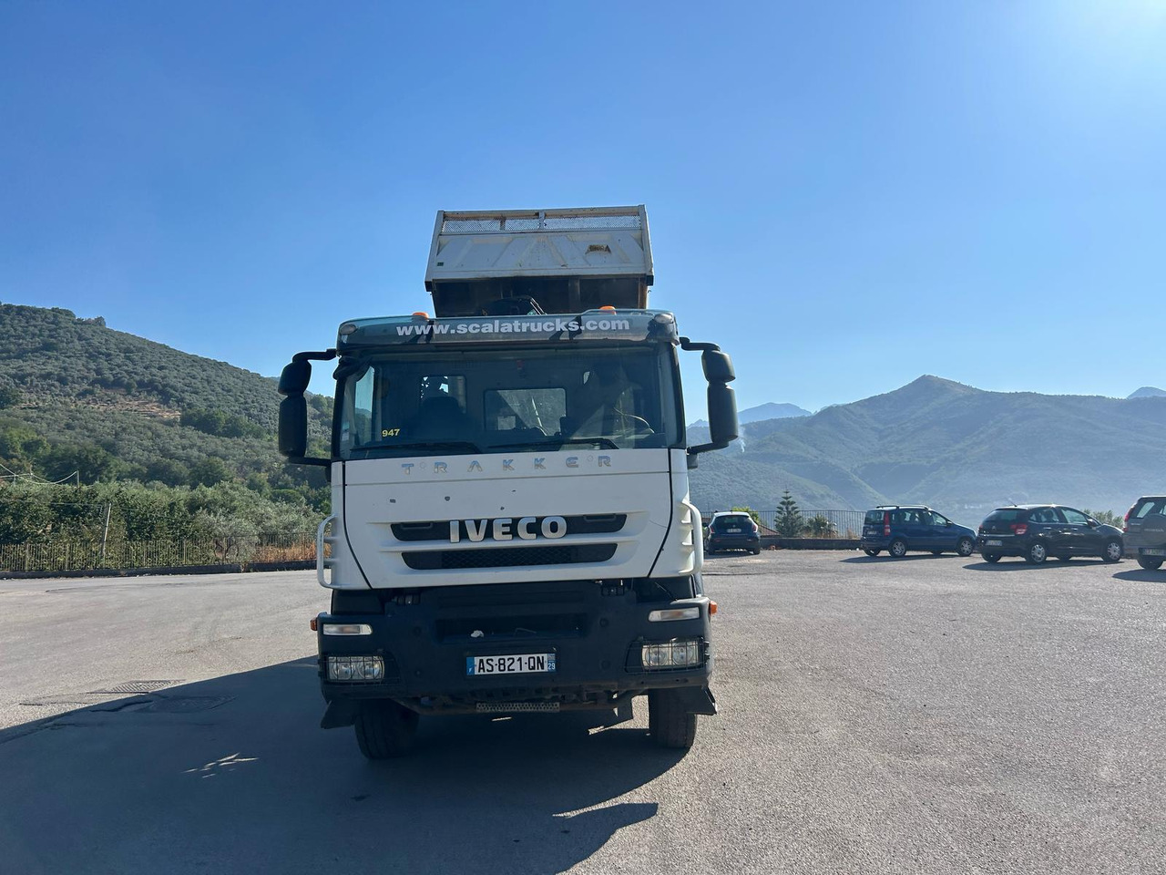 Crane truck, Tipper IVECO TRAKKER 260T36: picture 44 Crane truck, Tipper IVECO TRAKKER 260T36: picture 44