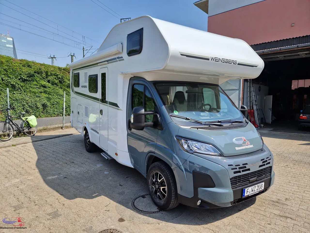 Wohnmobil Weinsberg CaraHome 650 MEG - Alcove motorhome: picture 1 Wohnmobil Weinsberg CaraHome 650 MEG - Alcove motorhome: picture 1