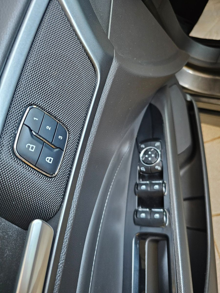 Car Ford Mondeo Turnier ST-Line LED Scheinwerfer: picture 15