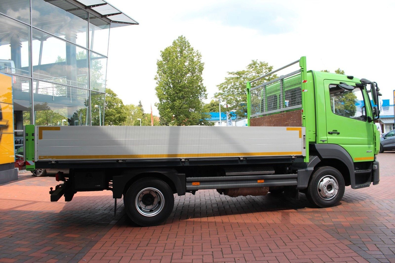 Mercedes-Benz Atego Pritsche 921 - Flatbed van: picture 3 Mercedes-Benz Atego Pritsche 921 - Flatbed van: picture 3