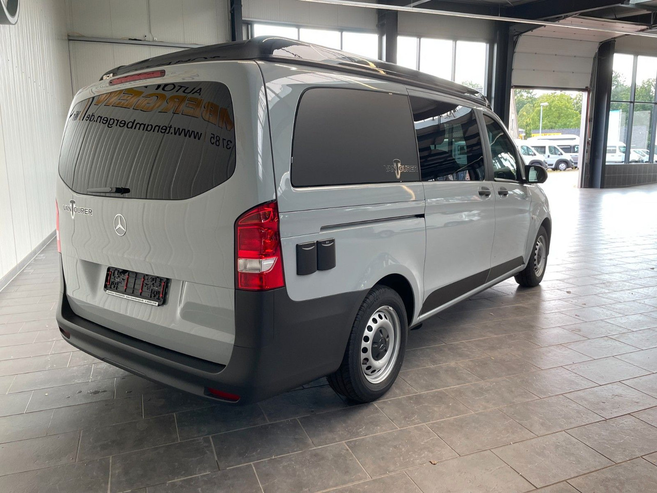 Mercedes-Benz Vito VanTourer Urban "Comfort" Camper Küche AHK - Camper van: picture 5 Mercedes-Benz Vito VanTourer Urban "Comfort" Camper Küche AHK - Camper van: picture 5