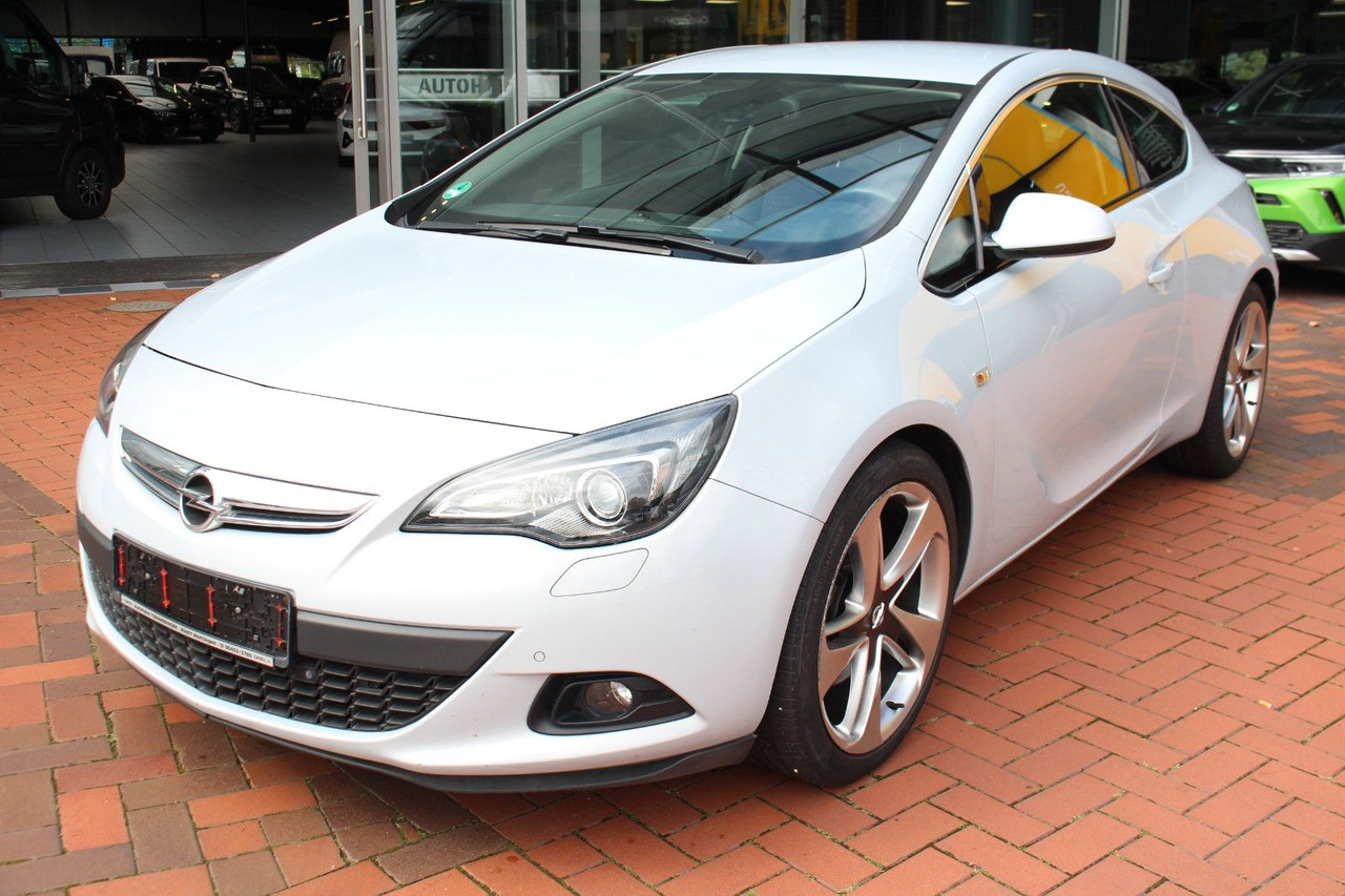 Opel Astra J GTC Innovation - Car: picture 1 Opel Astra J GTC Innovation - Car: picture 1