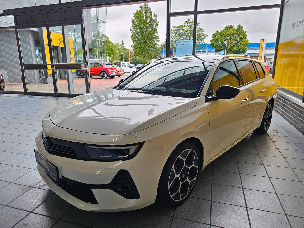 Opel Astra L 1.5 Ultimate Schiebedach Memory ACC AHK - Station wagon: picture 2 Opel Astra L 1.5 Ultimate Schiebedach Memory ACC AHK - Station wagon: picture 2