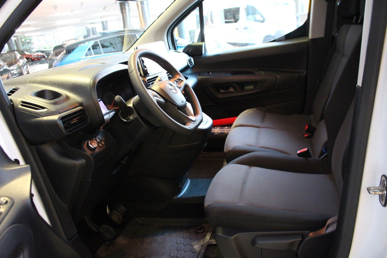 Small van Opel Combo E Cargo 3.Sitze  Klima Bluetooth Durchlade: picture 7