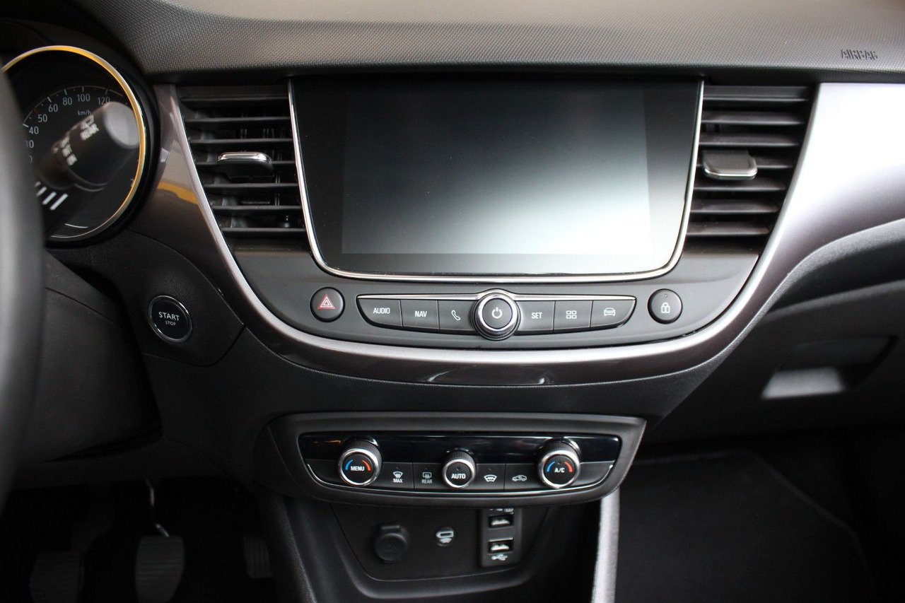 Sedan Opel Crossland (X) 1,2 Ultimate Pano Navi Kamera LED: picture 16