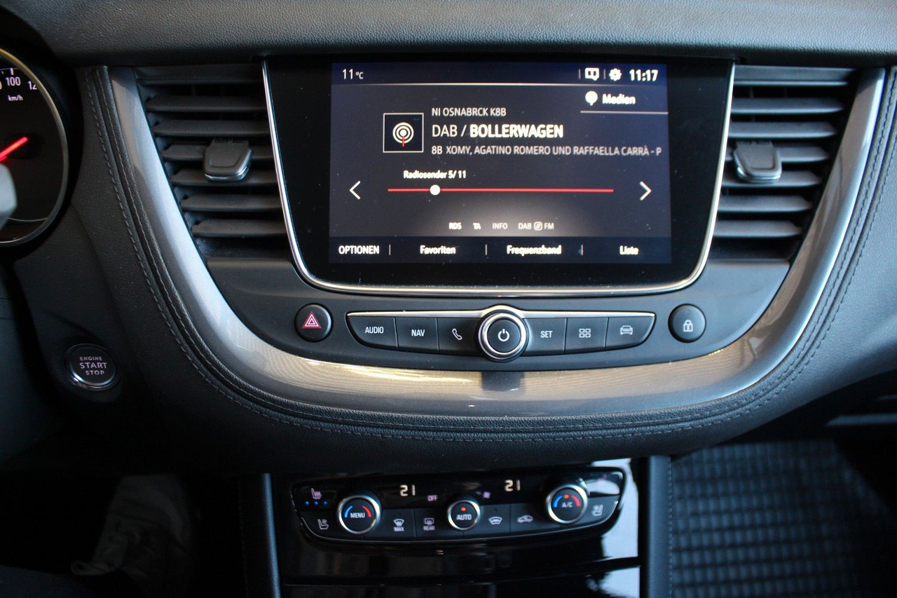 SUV Opel Grandland (X) Ultimate Leder Sitzlüftung 360°Kam: picture 13