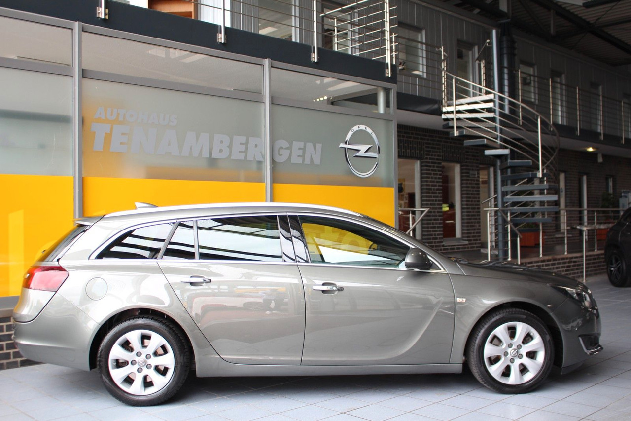 Opel Insignia A ST Innovation AHK Panodach OPC Line - Car: picture 3 Opel Insignia A ST Innovation AHK Panodach OPC Line - Car: picture 3