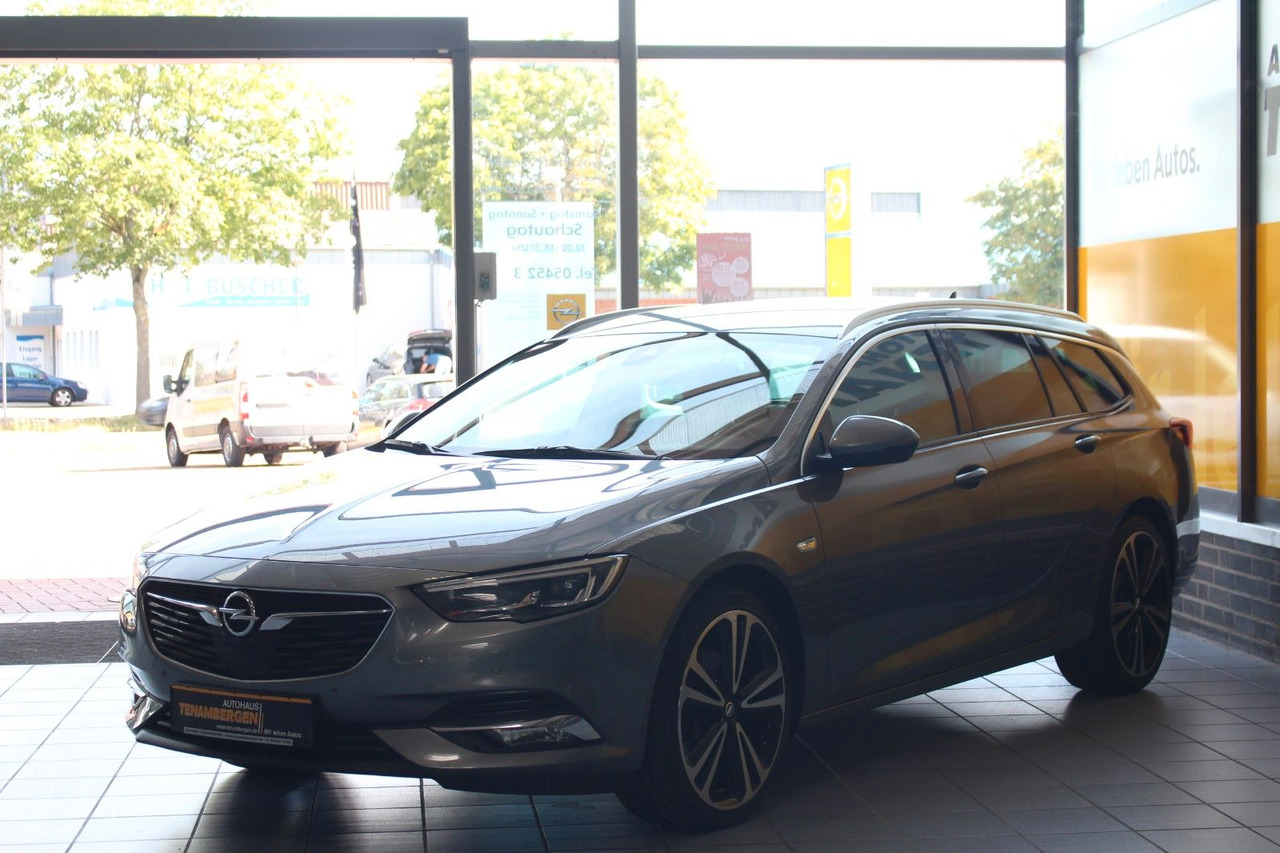 Opel Insignia B Sports Tourer Ultimate 4x4 OPC AHK - Car: picture 4 Opel Insignia B Sports Tourer Ultimate 4x4 OPC AHK - Car: picture 4