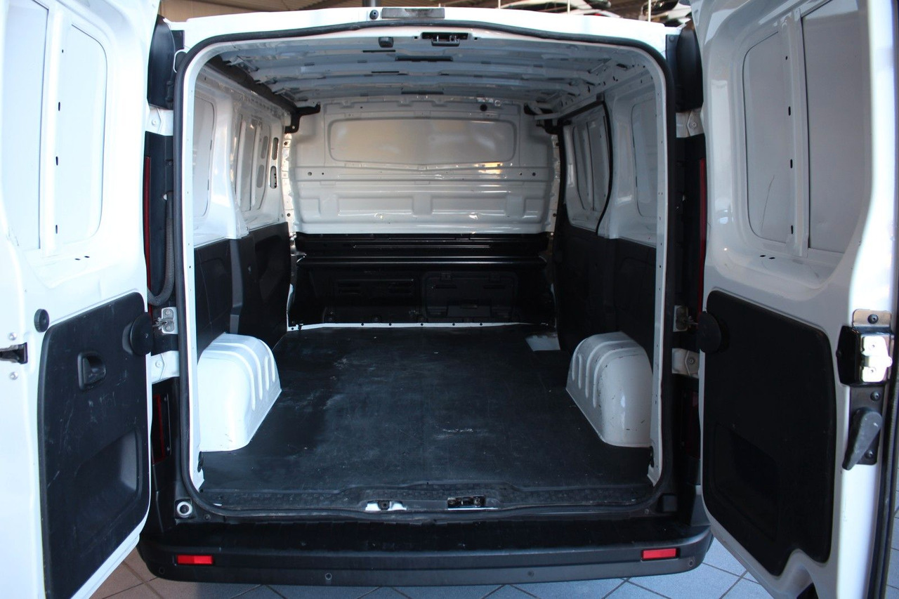 Small van Opel Vivaro B Kasten L1H1  Allwetter PDC Bluetooth: picture 9