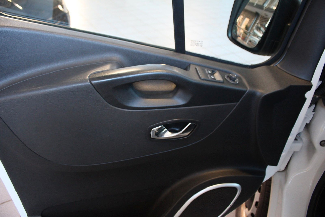 Small van Opel Vivaro B Kasten L1H1  Allwetter PDC Bluetooth: picture 12