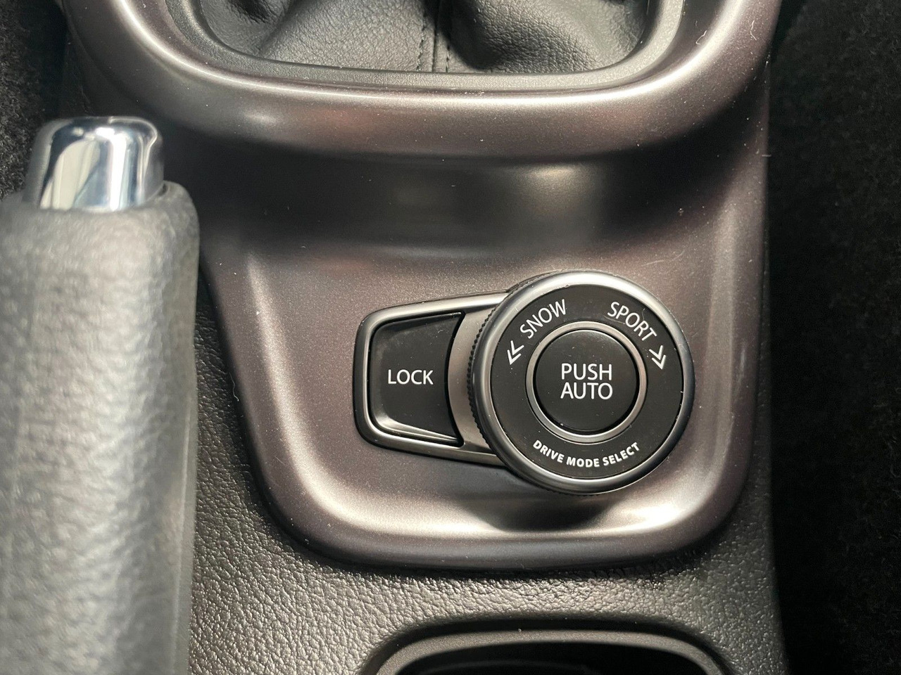 SUV Suzuki Vitara 1.4 BOOSTERJET Hybrid Comfort Allgrip: picture 15 SUV Suzuki Vitara 1.4 BOOSTERJET Hybrid Comfort Allgrip: picture 15