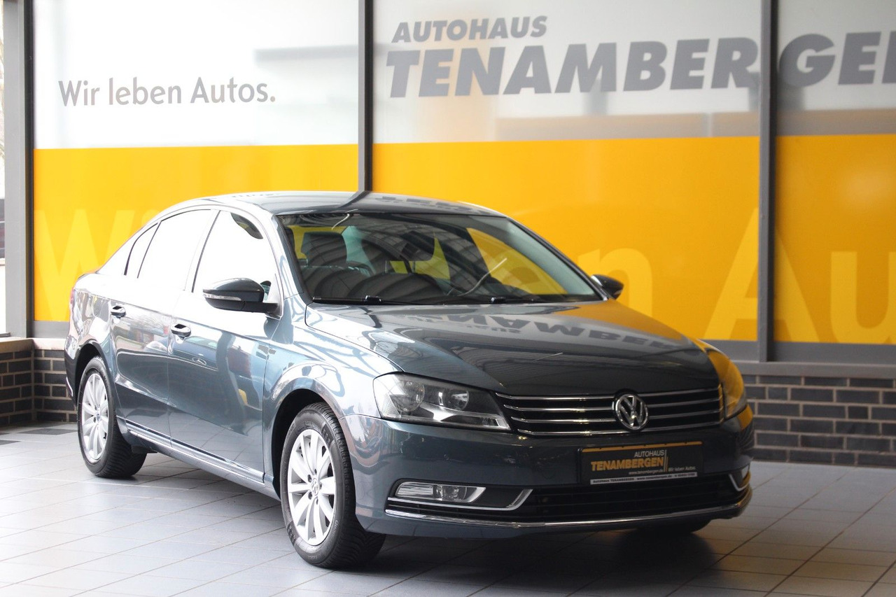 Volkswagen Passat Comfortline BlueMotion Navi PDC - Sedan: picture 2 Volkswagen Passat Comfortline BlueMotion Navi PDC - Sedan: picture 2