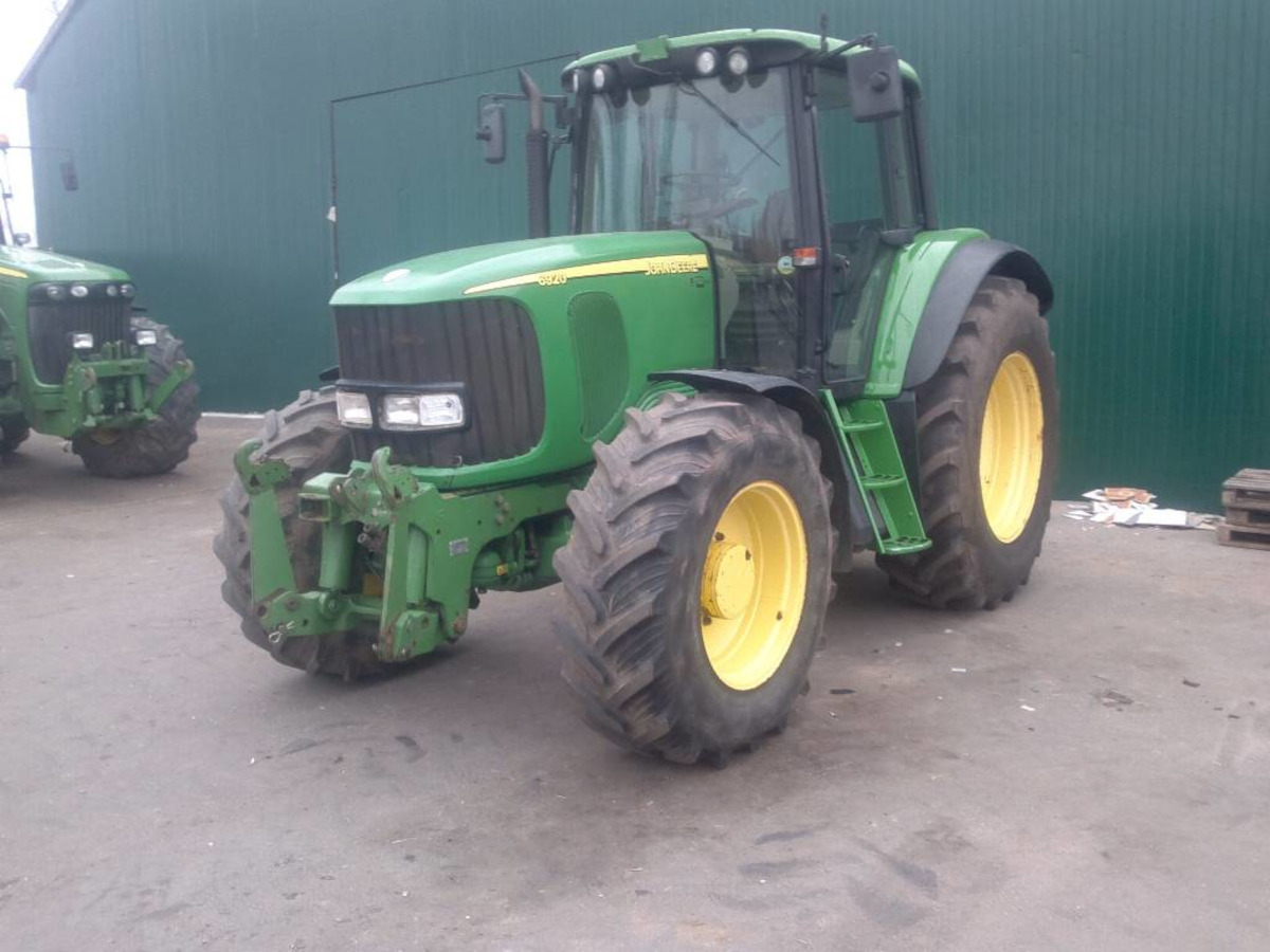 John Deere 6920 - Farm tractor: picture 1 John Deere 6920 - Farm tractor: picture 1