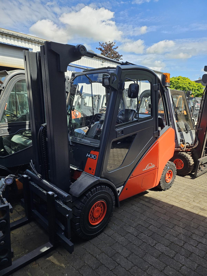 LINDE H30T - LPG forklift: picture 1 LINDE H30T - LPG forklift: picture 1