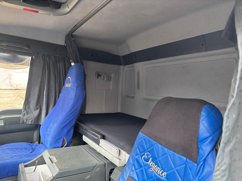 Cab and interior MAN F99/L34: picture 7