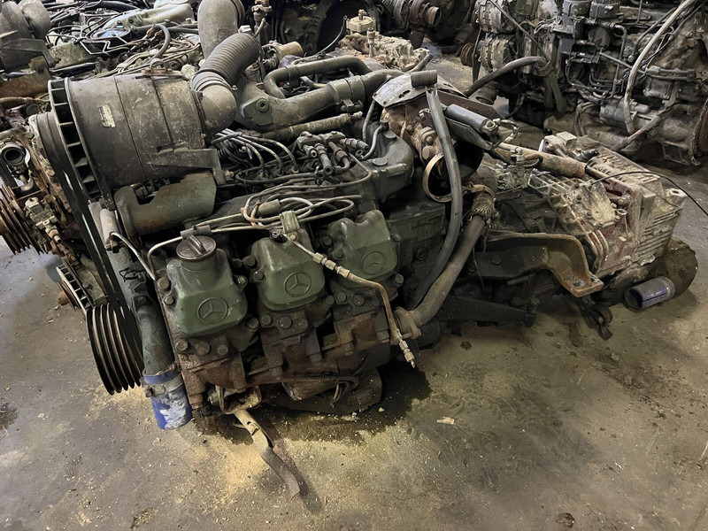 Mercedes-Benz O303 - Engine: picture 1 Mercedes-Benz O303 - Engine: picture 1