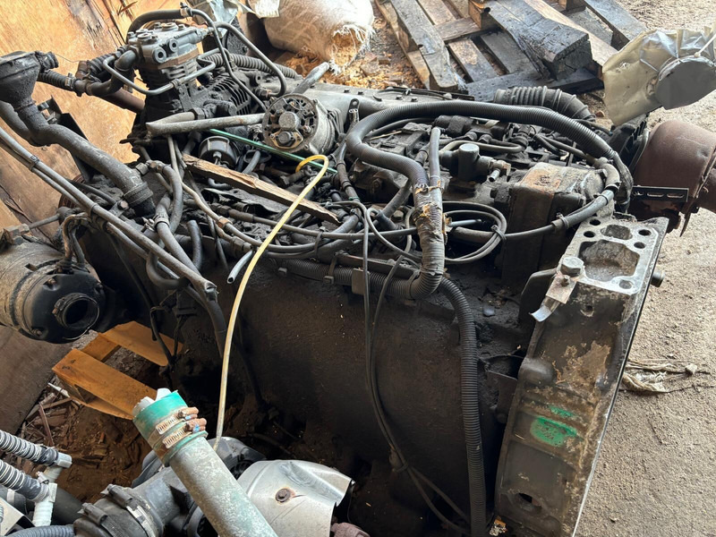 Mercedes-Benz O405 - Engine: picture 4 Mercedes-Benz O405 - Engine: picture 4