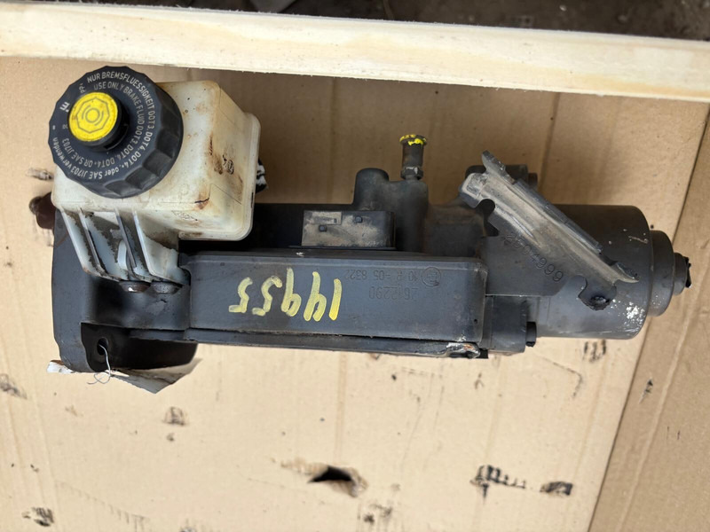 Scania G410 - Clutch and parts: picture 4 Scania G410 - Clutch and parts: picture 4