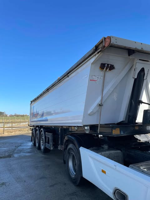 BENALU c39 - Tipper semi-trailer: picture 5 BENALU c39 - Tipper semi-trailer: picture 5