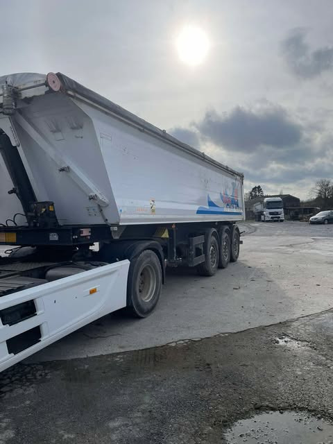BENALU c39 - Semi-trailer: picture 1 BENALU c39 - Semi-trailer: picture 1