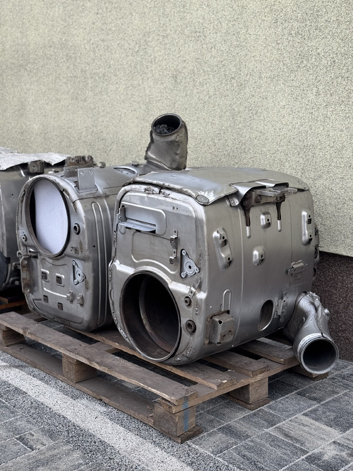 DAF XF 106 XG CF Efficient catalytic converters - Muffler/ Exhaust system for Truck: picture 4 DAF XF 106 XG CF Efficient catalytic converters - Muffler/ Exhaust system for Truck: picture 4