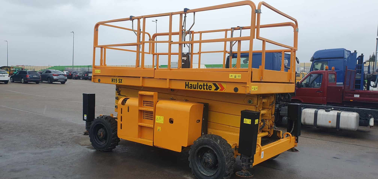 HAULOTTE H15SX - Scissor lift: picture 1 HAULOTTE H15SX - Scissor lift: picture 1