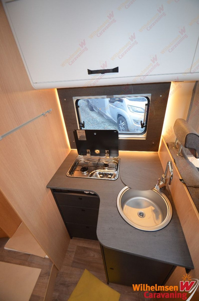 Semi-integrated motorhome Sunlight Adventure T Ford 680  TV*SAT*Autom.*RFK*Xenon: picture 12