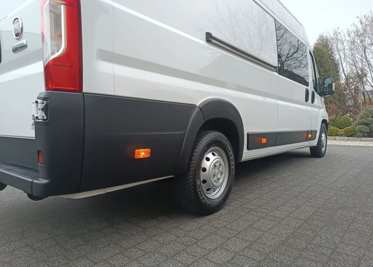 Fiat Ducato Max Brygadowy 7-osobowy 2.3 180ps. - Combi van: picture 5 Fiat Ducato Max Brygadowy 7-osobowy 2.3 180ps. - Combi van: picture 5