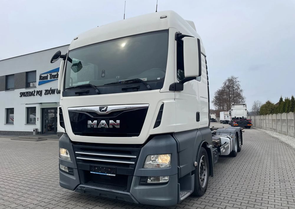 MAN TGX XLX 26.420 BDF, MEGA! - Container transporter/ Swap body truck: picture 1 MAN TGX XLX 26.420 BDF, MEGA! - Container transporter/ Swap body truck: picture 1