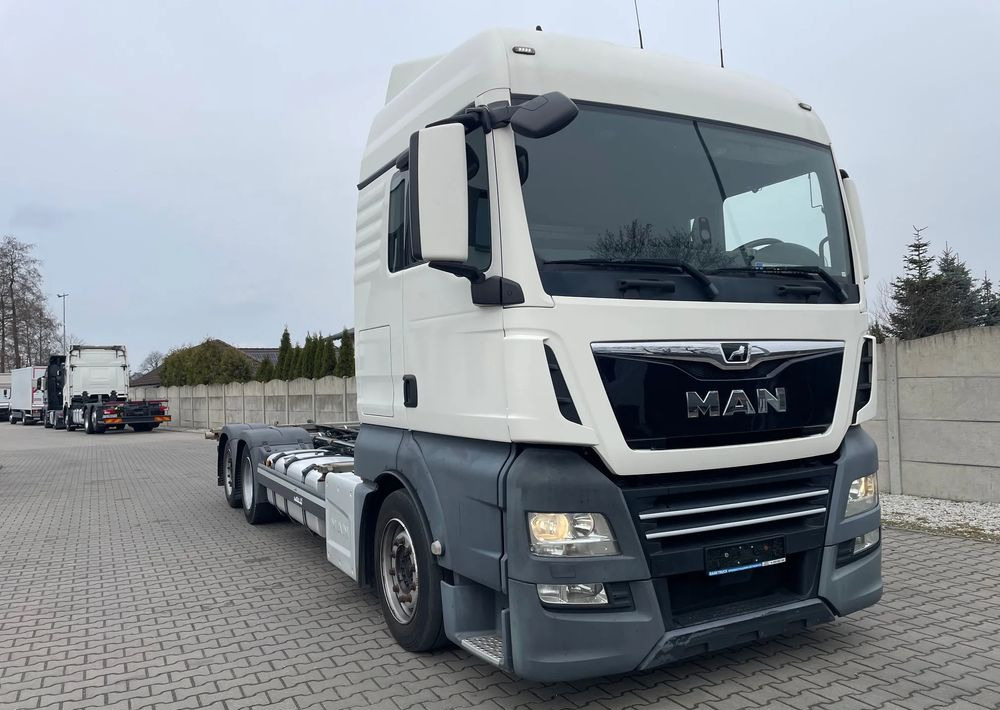 MAN TGX XLX 26.420 BDF, MEGA! - Container transporter/ Swap body truck: picture 2 MAN TGX XLX 26.420 BDF, MEGA! - Container transporter/ Swap body truck: picture 2
