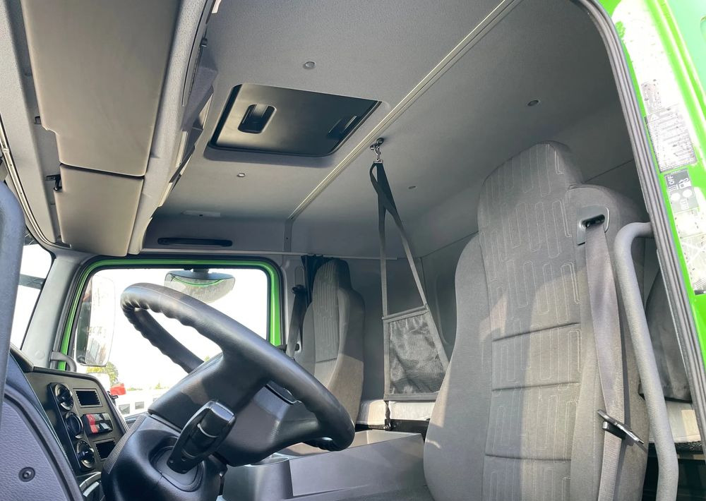 Curtainsider truck Mercedes-Benz ATEGO 1624/ KABINA SYPIALNA!: picture 13