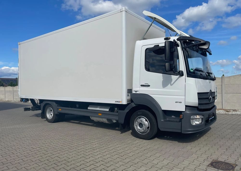 Mercedes-Benz ATEGO 816 ,ładowność 3060 kg - Box truck: picture 3 Mercedes-Benz ATEGO 816 ,ładowność 3060 kg - Box truck: picture 3