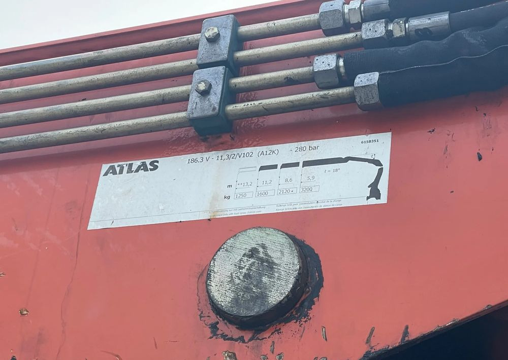 Dropside/ Flatbed truck, Crane truck Mercedes-Benz Arocs 2545, HDS ATLAS 186.3 - PILOT: picture 17 Dropside/ Flatbed truck, Crane truck Mercedes-Benz Arocs 2545, HDS ATLAS 186.3 - PILOT: picture 17