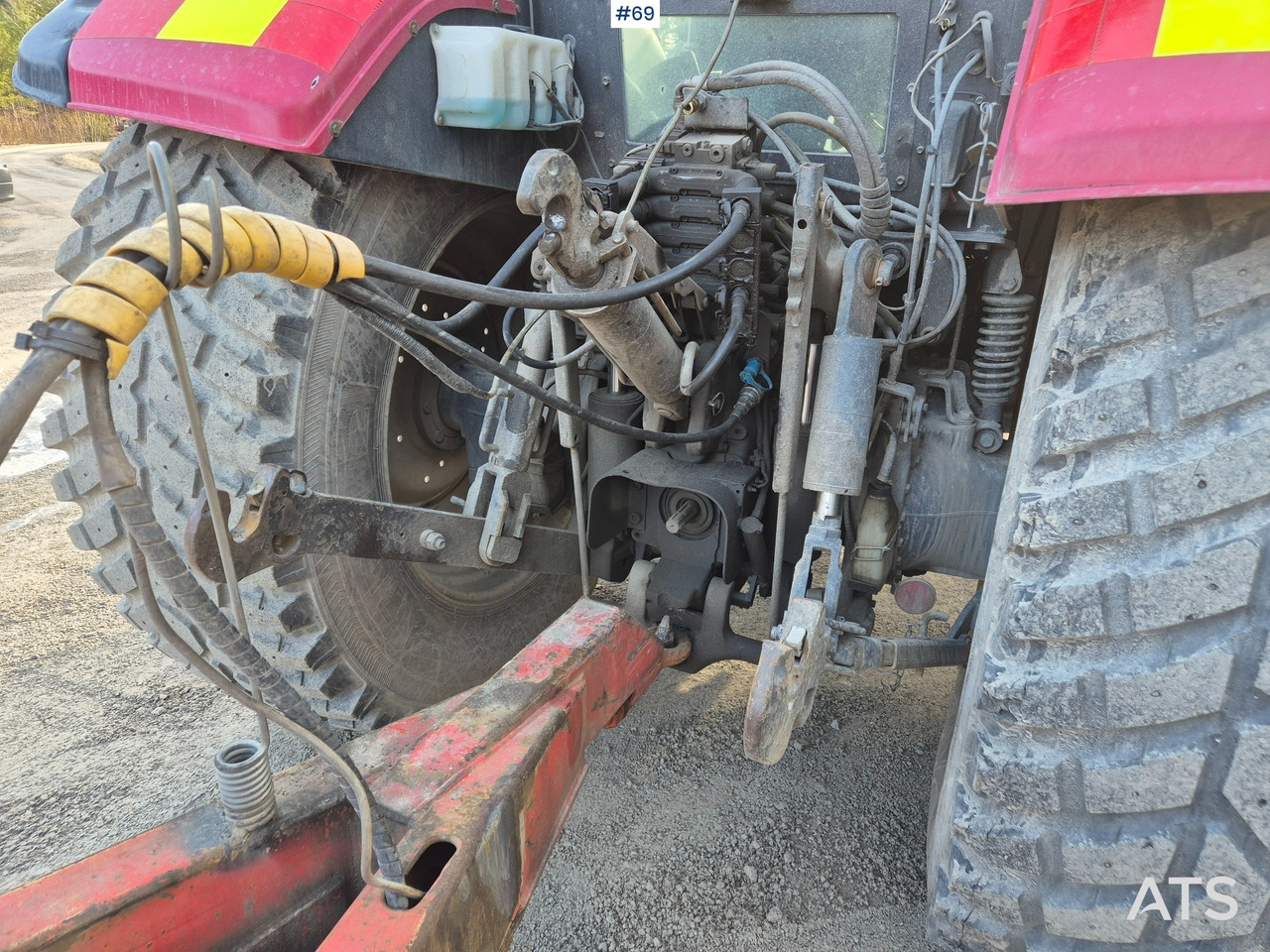 Farm tractor Valtra T182: picture 20